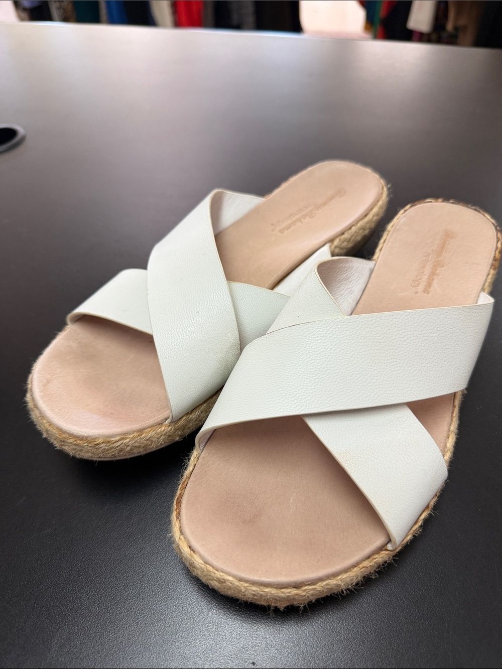 Tommy Bahama Cream Crisscross Espadrille Slide Sandals